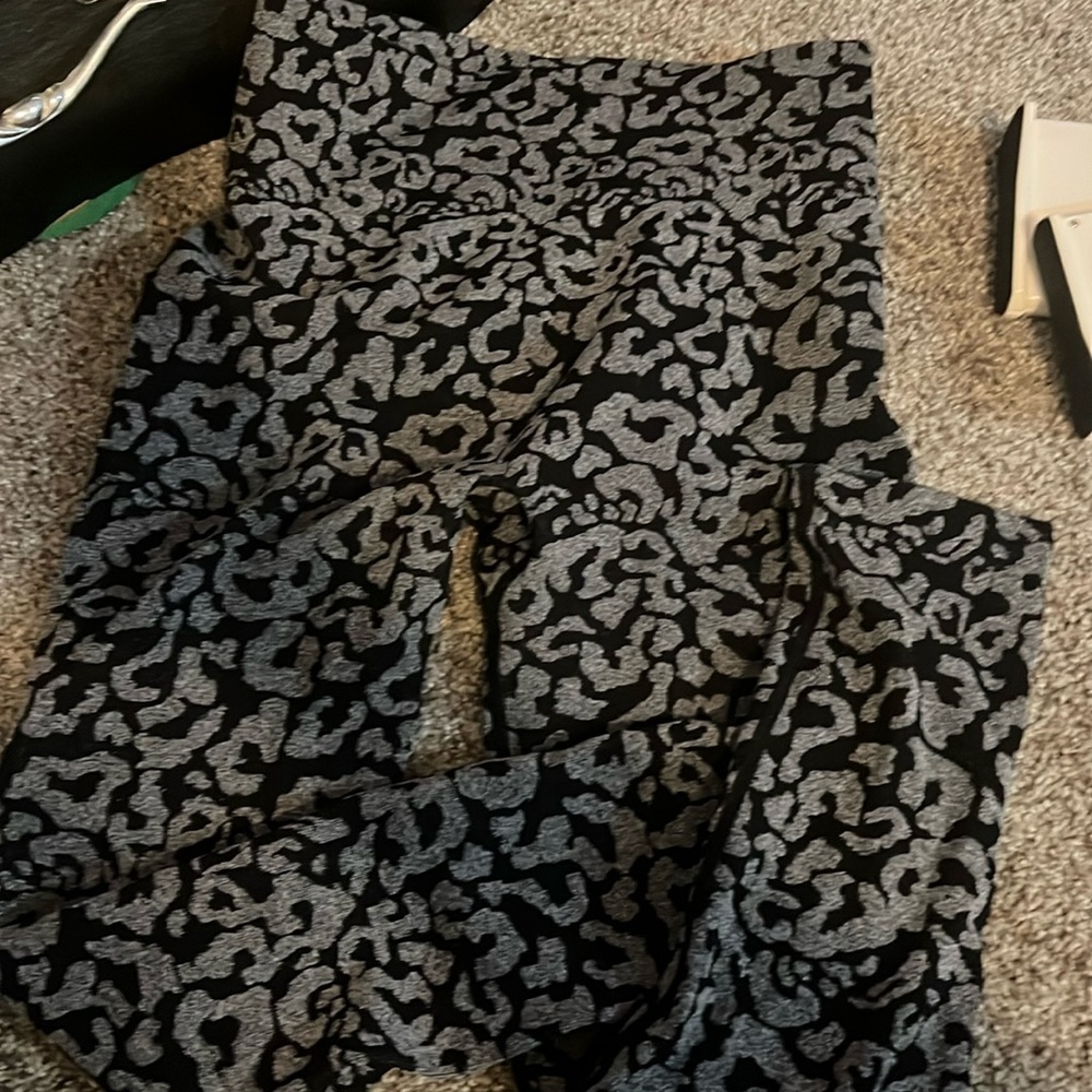 High Waisted Cheetah Print Leggings